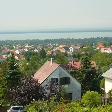 Dom wakacyjny Judit Vendeghaz A Balatonnal