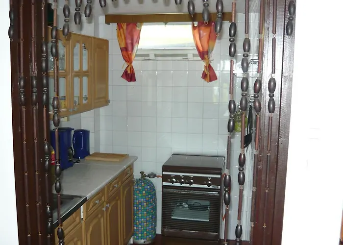 Judit Vendeghaz A Balatonnal Сasa de vacaciones Vonyarcvashegy